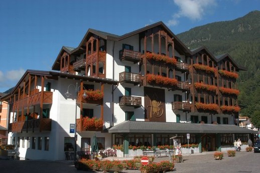 HOTEL ISOLABELLA